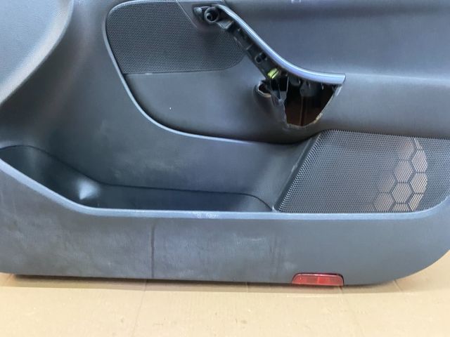 bontott VW GOLF VI Jobb első Ajtó Kárpit