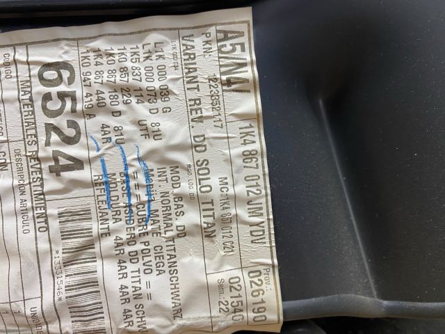 bontott VW GOLF VI Jobb első Ajtó Kárpit