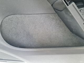 bontott VW GOLF VI Jobb első Ajtó Kárpit