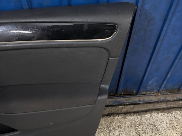 bontott VW GOLF VI Jobb első Ajtó Kárpit