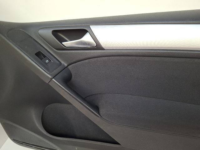 bontott VW GOLF VI Jobb első Ajtó Kárpit