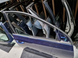 bontott VW GOLF VI Jobb első Ajtó (Részeivel)