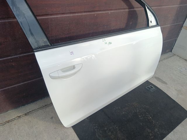 bontott VW GOLF VI Jobb első Ajtó (Részeivel)