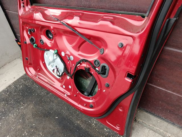 bontott VW GOLF VI Jobb első Ajtó (Részeivel)