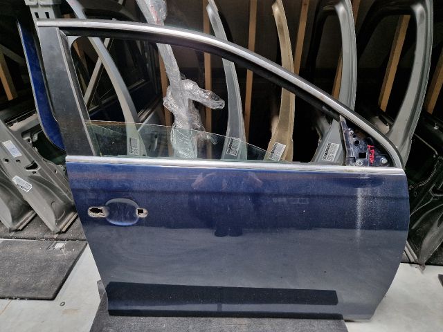 bontott VW GOLF VI Jobb első Ajtó (Részeivel)