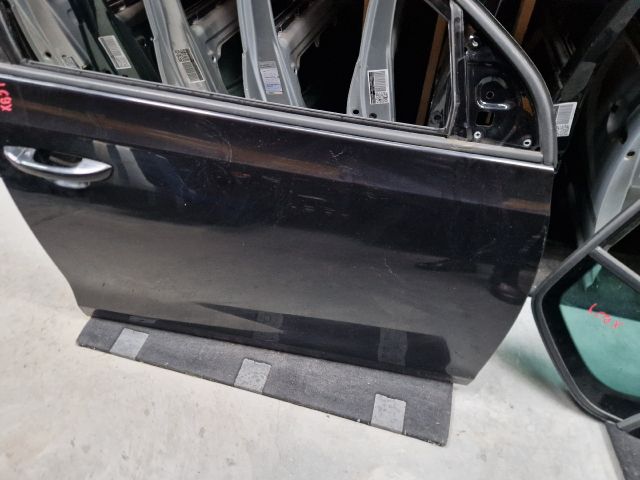 bontott VW GOLF VI Jobb első Ajtó (Részeivel)