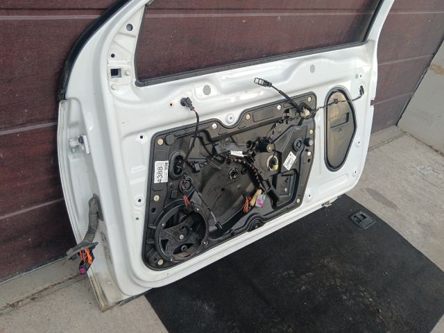 bontott VW GOLF VI Jobb első Ajtó (Részeivel)