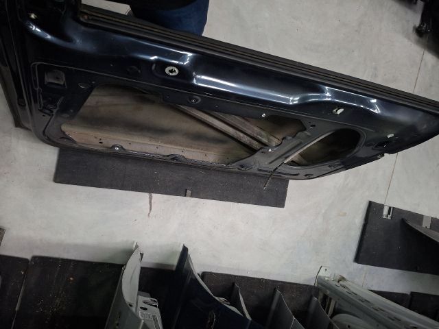 bontott VW GOLF VI Jobb első Ajtó (Üres lemez)