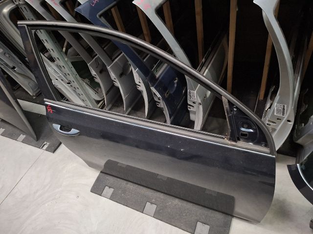 bontott VW GOLF VI Jobb első Ajtó (Üres lemez)