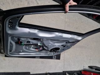 bontott VW GOLF VI Jobb első Ajtó (Üres lemez)