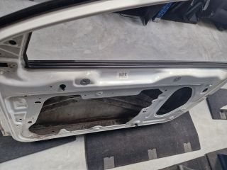 bontott VW GOLF VI Jobb első Ajtó (Üres lemez)