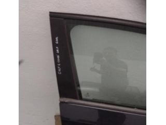 bontott VW GOLF VI Jobb első Ajtó (Üres lemez)