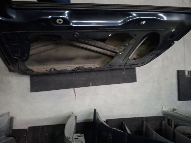 bontott VW GOLF VI Jobb első Ajtó (Üres lemez)