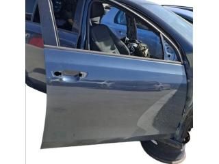 bontott VW GOLF VI Jobb első Ajtó (Üres lemez)