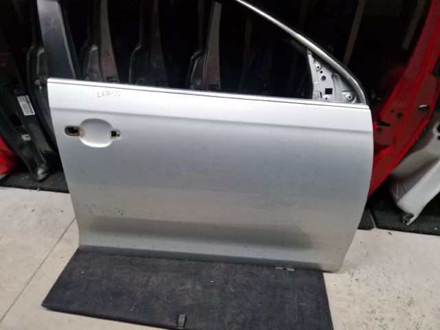 bontott VW GOLF VI Jobb első Ajtó (Üres lemez)