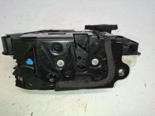 bontott VW GOLF VI Jobb első Ajtózár