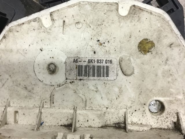 bontott VW GOLF VI Jobb első Ajtózár