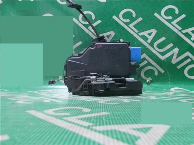 bontott VW GOLF VI Jobb első Ajtózár