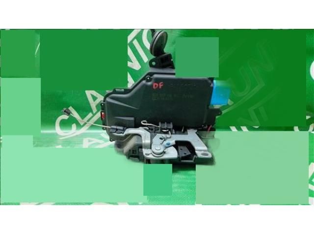 bontott VW GOLF VI Jobb első Ajtózár