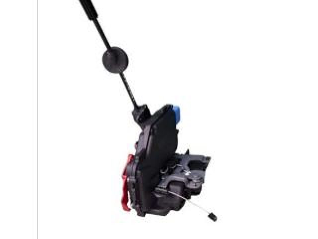 bontott VW GOLF VI Jobb első Ajtózár