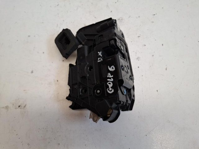 bontott VW GOLF VI Jobb első Ajtózár