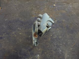 bontott VW GOLF VI Jobb első Alsó Zsanér