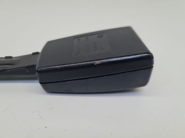 bontott VW GOLF VI Jobb első Biztonsági Öv Csat