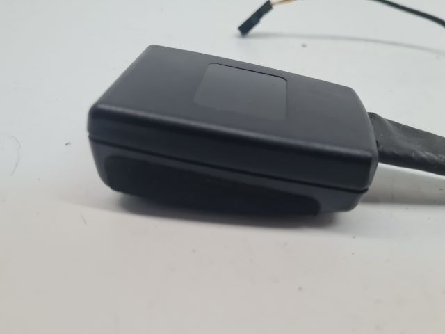 bontott VW GOLF VI Jobb első Biztonsági Öv Csat