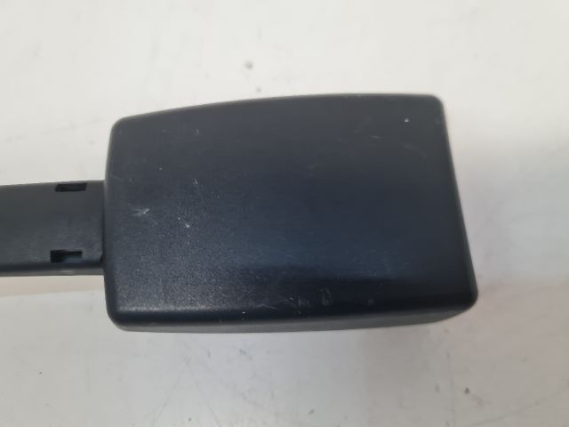 bontott VW GOLF VI Jobb első Biztonsági Öv Csat