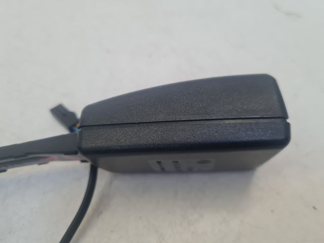 bontott VW GOLF VI Jobb első Biztonsági Öv Csat