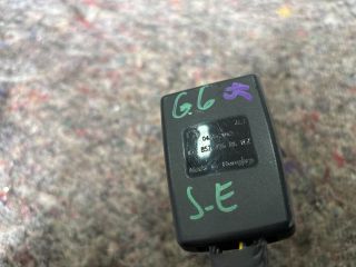 bontott VW GOLF VI Jobb első Biztonsági Öv Csat