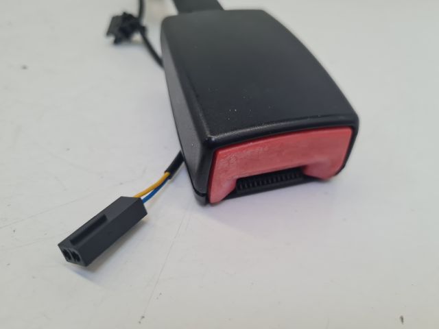 bontott VW GOLF VI Jobb első Biztonsági Öv Csat