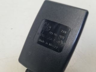 bontott VW GOLF VI Jobb első Biztonsági Öv Csat