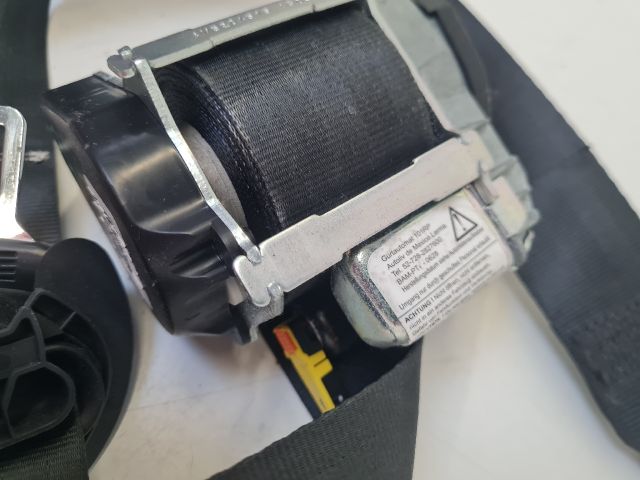 bontott VW GOLF VI Jobb első Biztonsági Öv