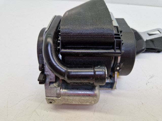 bontott VW GOLF VI Jobb első Biztonsági Öv