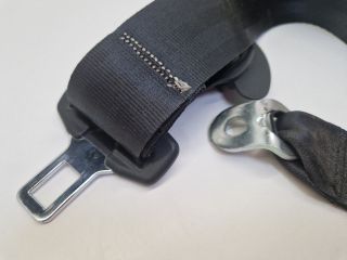 bontott VW GOLF VI Jobb első Biztonsági Öv