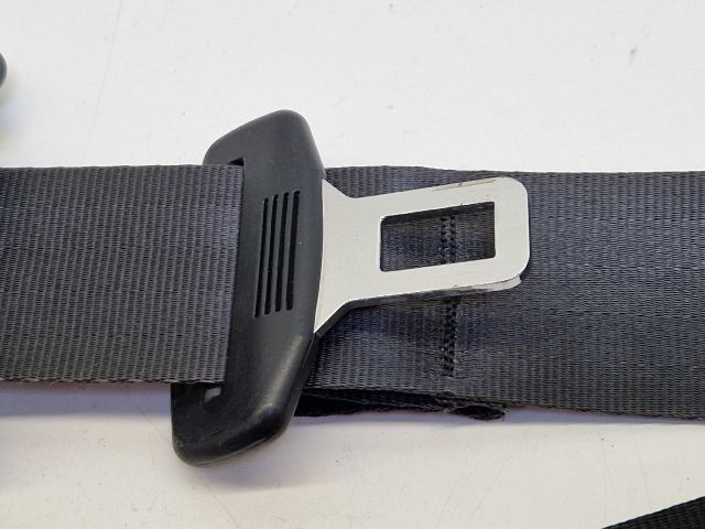 bontott VW GOLF VI Jobb első Biztonsági Öv