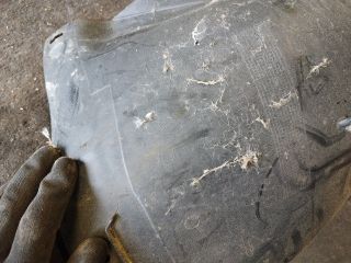 bontott VW GOLF VI Jobb első Dobbetét (Kerékjárati, Műanyag)