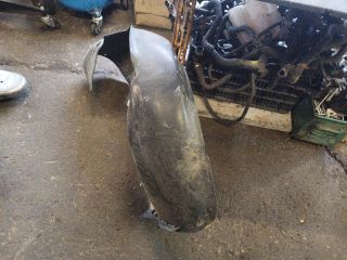 bontott VW GOLF VI Jobb első Dobbetét (Kerékjárati, Műanyag)