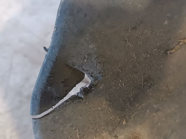 bontott VW GOLF VI Jobb első Dobbetét (Kerékjárati, Műanyag)