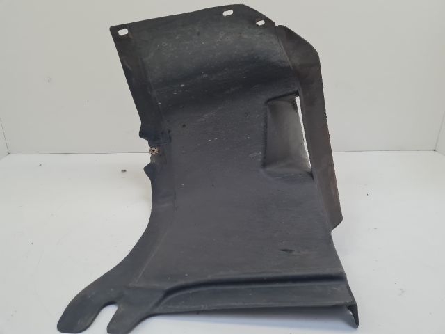 bontott VW GOLF VI Jobb első Első Dobbetét (Kerékjárati, Műanyag)