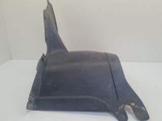 bontott VW GOLF VI Jobb első Első Dobbetét (Kerékjárati, Műanyag)