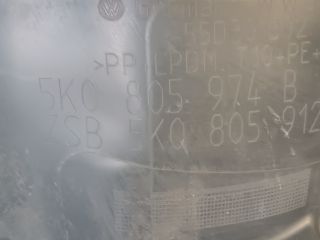 bontott VW GOLF VI Jobb első Első Dobbetét (Kerékjárati, Műanyag)