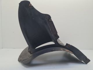 bontott VW GOLF VI Jobb első Első Dobbetét (Kerékjárati, Műanyag)