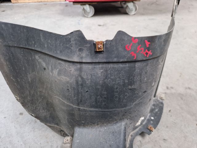 bontott VW GOLF VI Jobb első Első Dobbetét (Kerékjárati, Műanyag)