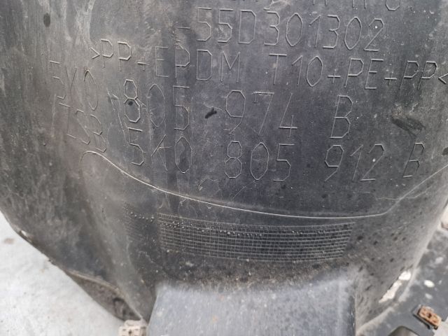 bontott VW GOLF VI Jobb első Első Dobbetét (Kerékjárati, Műanyag)