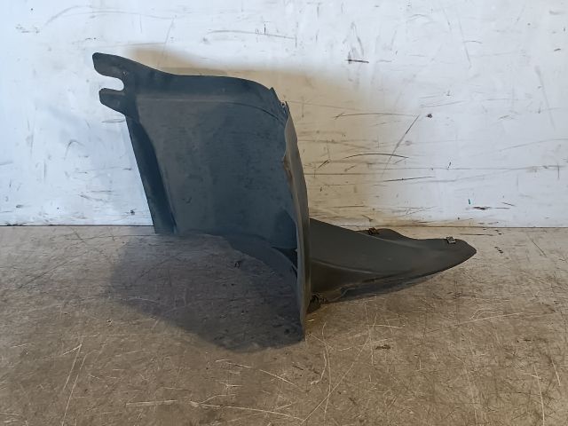 bontott VW GOLF VI Jobb első Első Dobbetét (Kerékjárati, Műanyag)