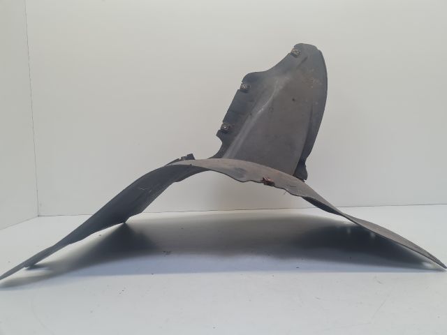 bontott VW GOLF VI Jobb első Első Dobbetét (Kerékjárati, Műanyag)