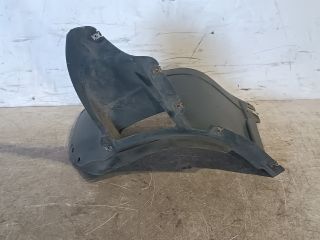 bontott VW GOLF VI Jobb első Első Dobbetét (Kerékjárati, Műanyag)