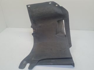 bontott VW GOLF VI Jobb első Első Dobbetét (Kerékjárati, Műanyag)